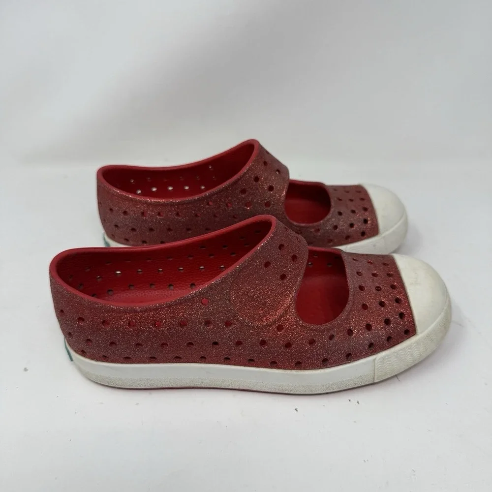 NATIVE Girl's Juniper Bling Perforated Mary Jane Red Bling Water Shoes Size C13